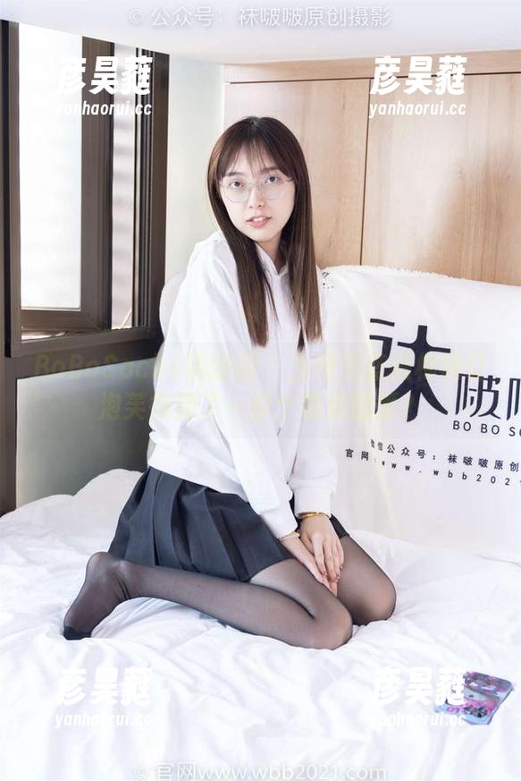 BoBoSocks袜啵啵 - 为何天蓝短棉袜让泡芙得到了一整个图库的爱？