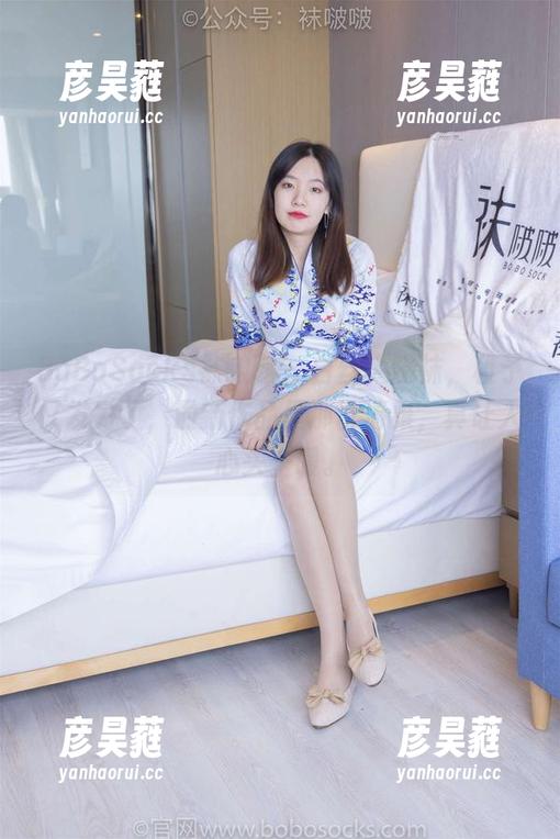 BoBoSocks袜啵啵-稚予 BoBoSocks袜啵啵 - 白丝大腿袜,稚予又发力了,最新作品里那份清雅,真让人心头一暖。