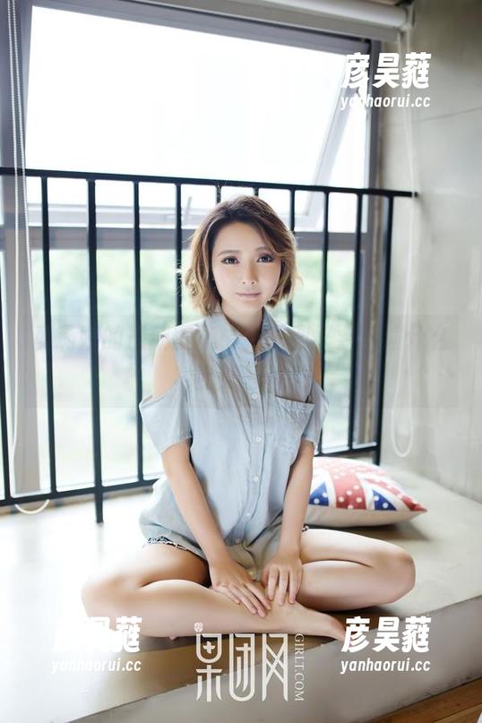 奥莉娜的最新图集，果团网又要上演什么绝妙表演？