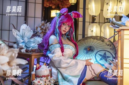 KANEKO咔喵的修女写真，既神圣又疯狂，让人忍不住点开美图精选！