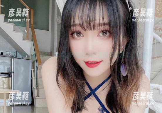 吃瓜群众请注意，Leah梓未的2022圣诞专属图包上架了！