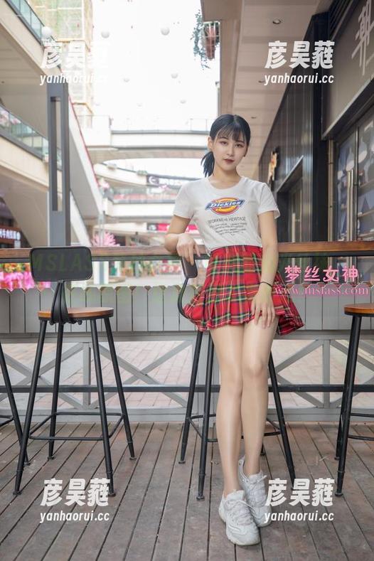 MSLASS梦丝女神 - 可岚的油光丝袜，在线原图！这波直接了当抓心！