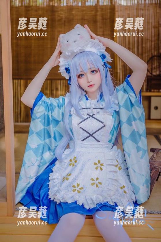 这不又是Sayako＿今年4岁的cos合集嘛！玛丽罗斯的服装总能把人搞得沉醉