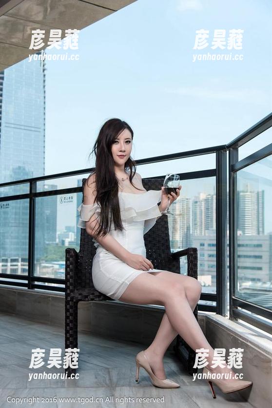 TGOD推女神 - 乔恩夕的私拍，原图也能给你清纯的冲击波