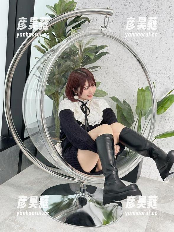 一起来看Tomiko(とみこ)-私服自拍精选图，是否also在思考显得多余呢？