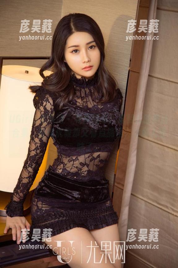 UGirls尤果网 - 零度好奇：黛熙儿的黑丝合集，看似优雅却又有点搞怪，太耐人寻味了。