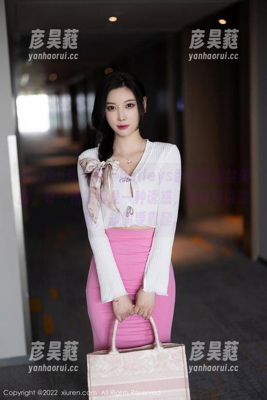 Xiuren秀人网 - Baileys香儿版黑丝美图，每一根线都是一种诱惑，明明可以靠脸，却偏要靠腿。