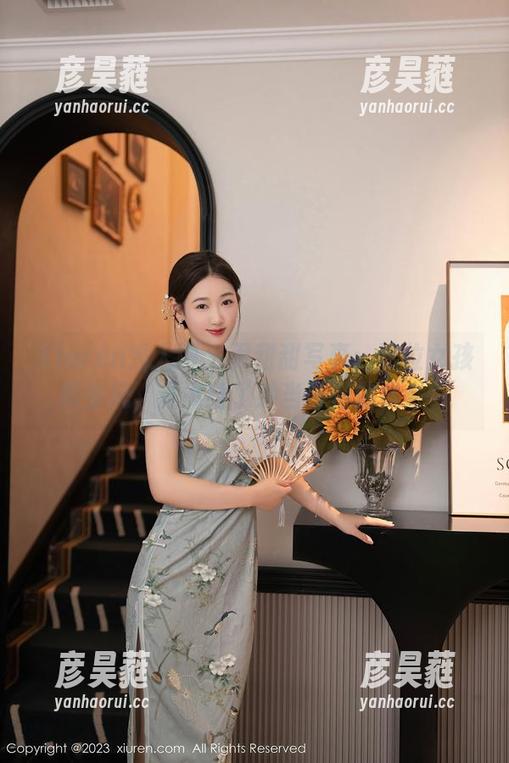 Xiuren秀人网-尹甜甜 Xiuren秀人网 - 尹甜甜写真:这位女孩真会玩,是谁给了她当模特的机会?
