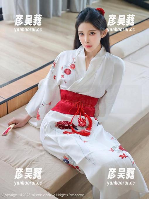 Xiuren秀人网 - 爱上原图里的艾栗栗栗栗栗栗吖，那个可爱得让人搓手捂脸！