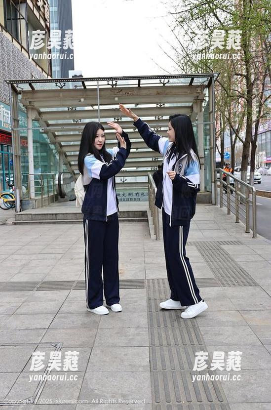Xiuren秀人网-陈梵妮Fanny Xiuren秀人网 - 短裤加持,陈梵妮Fanny的资源果然不简单,值回票价!