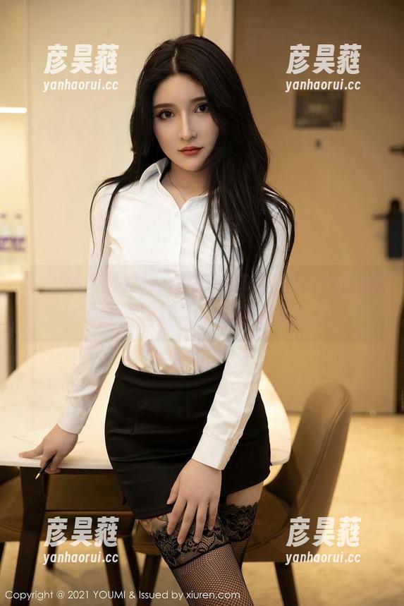 YouMi尤蜜荟 - 砂糖一样的甜，lingyu69的写真让你一秒钟嗨到飞起