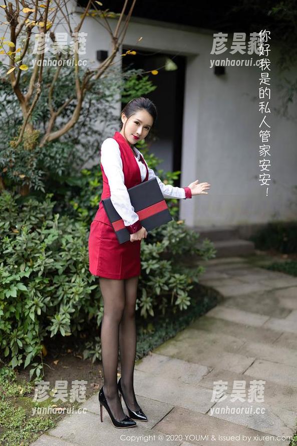 YouMi尤蜜荟 - 摄影师捉拿现场，周妍希蕾丝写真不请自来！
