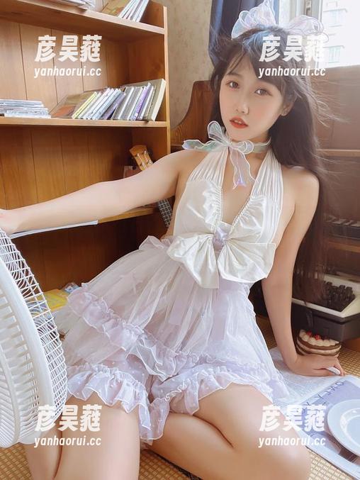 不呆猫的紫色日常，更新很勤快，cos也不慌！