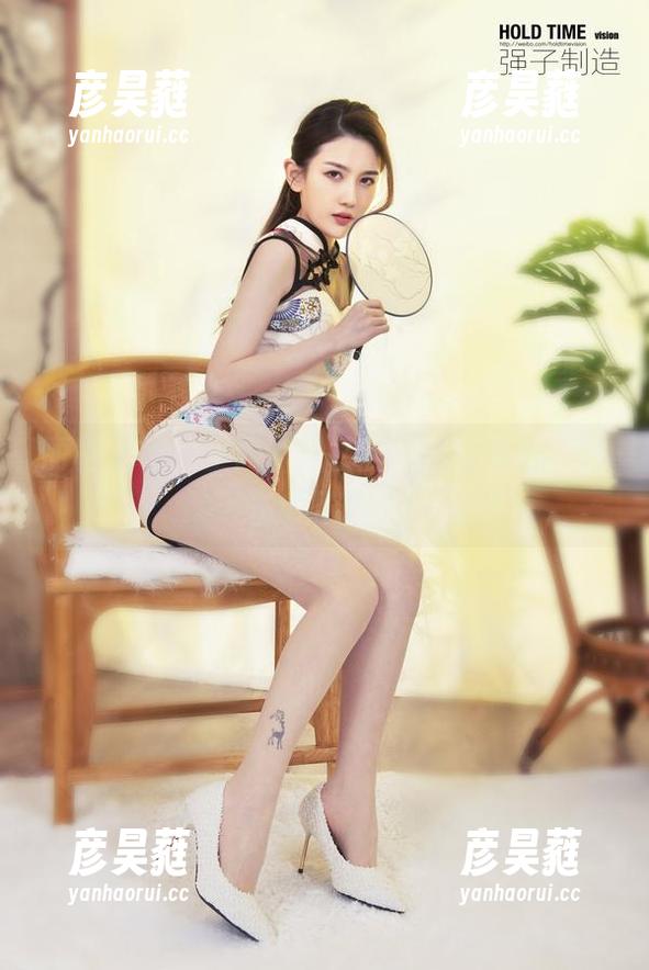 丽柜 - 嘘！王欣竹的裤里丝合集更新，准备好了吗？