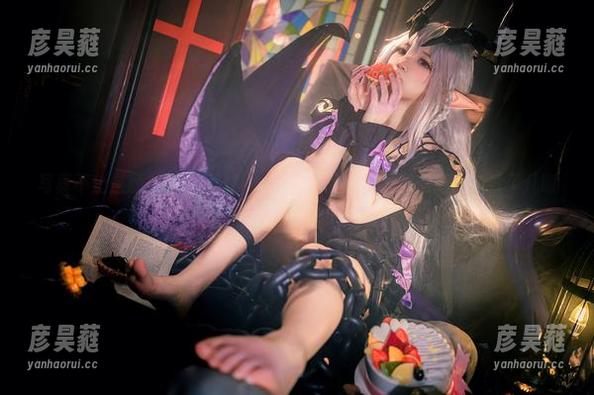 写真不止是颜，伊喵君_Nya的美脚作品集让我无意间多看了几眼。
