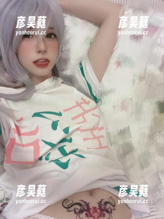 倦倦喵 JK书包里的惊喜:倦倦喵选出的原图及别致小物!