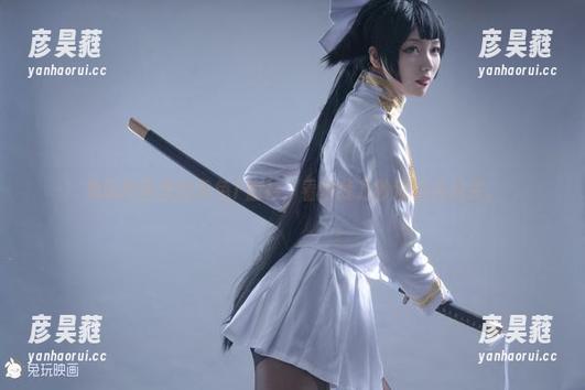 兔玩映画 兔玩映画里的黄色T恤衫,看得我几秒没反应过来。