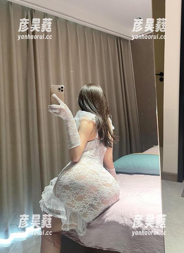 微密圈 - 奶宝妹纸的新图，粉红内衣正好符合我的审美这波分享不亏！