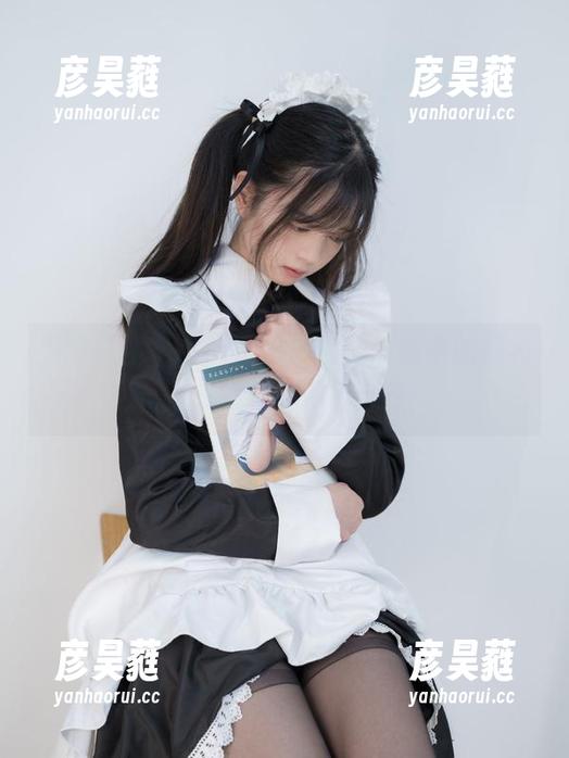 少女秩序 - 办公室的乐栀，原图中的福利，一切看似那么自然