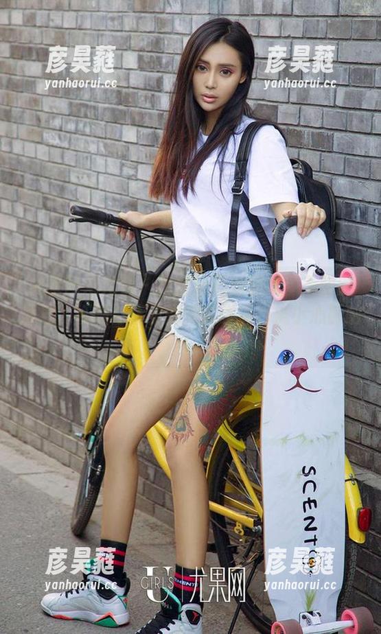 尤果网爱尤物 - 林佳沫黑丝图集：美图的世界，妩媚与优雅的完美碰撞，挑小心肝呐！