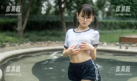 很多事，都是双人校服打底——幼水铃衣全集陪你解锁新样子
