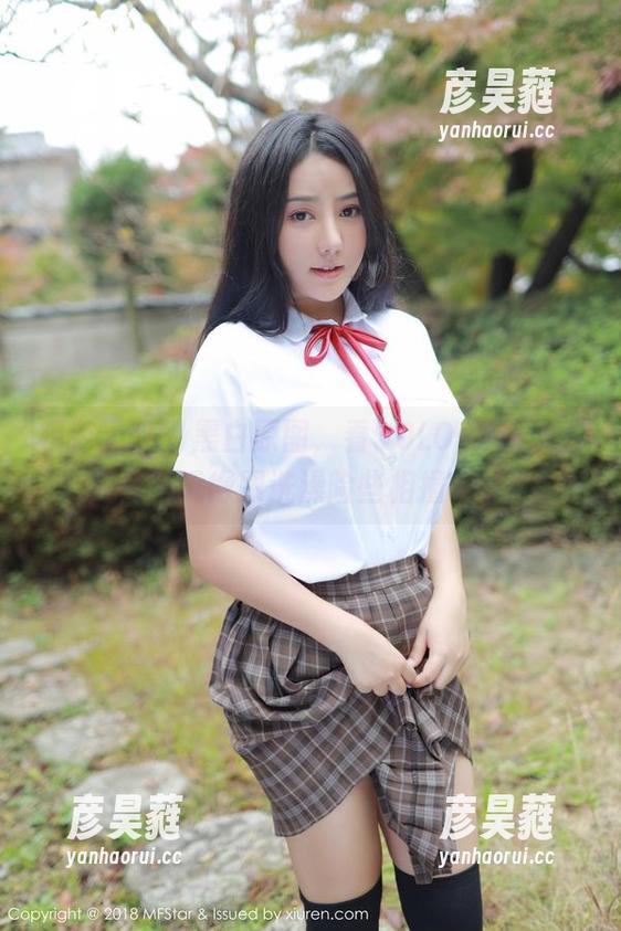 模范学院-SOLO-尹菲 模范学院 - 黑白原图,看SOLO-尹菲怎么把光影玩得跟洗澡险些相撞一样!