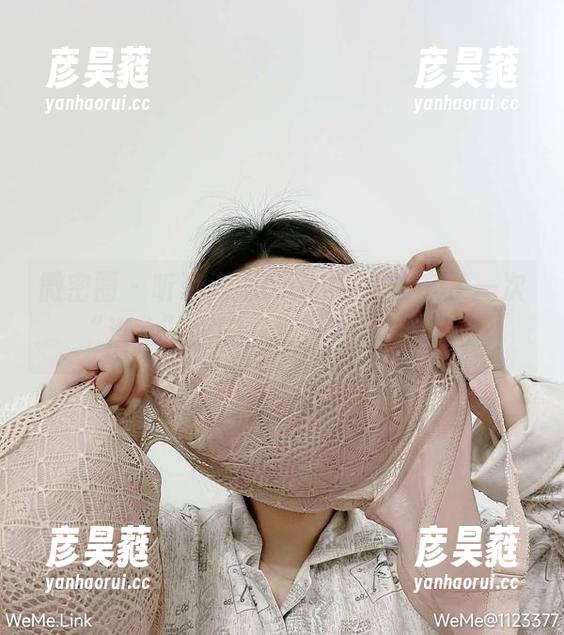 海豚baby 微密圈 - 听说海豚baby和朋友来了一次“潜水”之旅,双人美图满分哦!