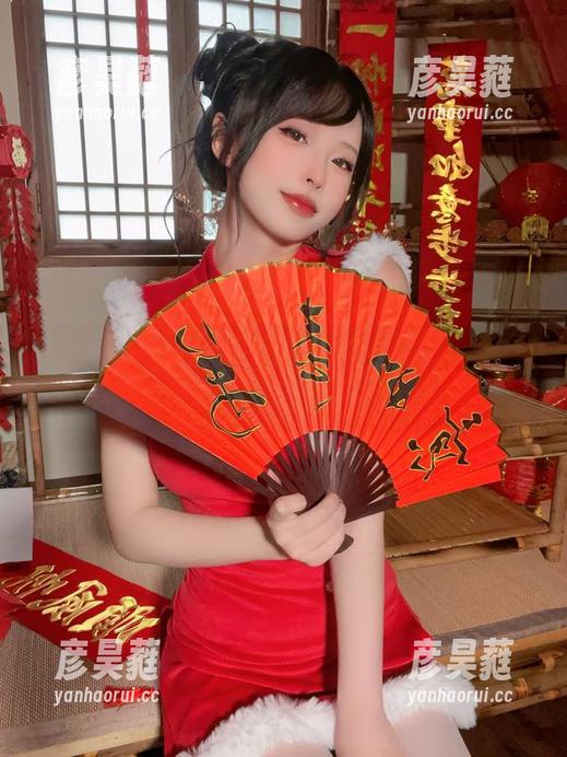 细腻到令人想捏一捏的清水由乃：甜缚图集，转个身都好像有柔软的风在吹。