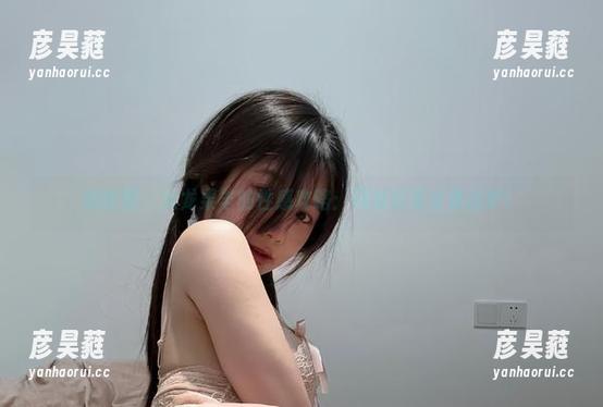 微密圈 - 火龙果羊的性感攻略：网袜写真全集出炉！