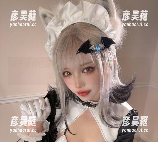 狐洛洛子 关于慵懒白猫的写真:狐洛洛子果然懂得撩,试试不出意外的反应