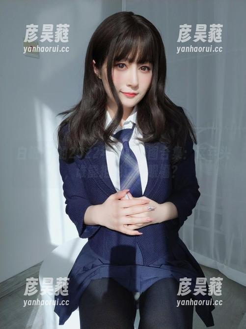 白银81的2022年写真原图合集：这年头，谁能拒绝这种眼福？