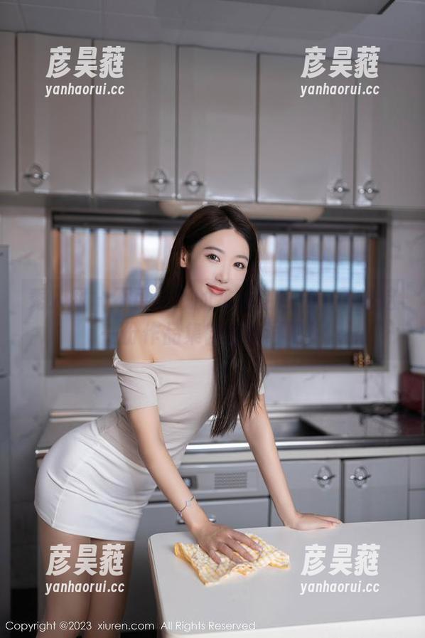 秀人网 - 不可小觑的水水姐自拍，下载这一份作品集自我检讨吧！