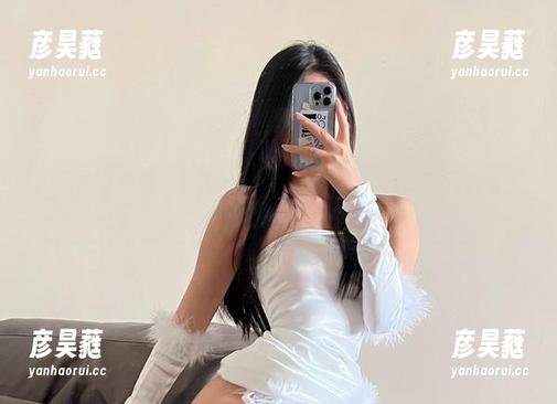 微密圈 - 原图剧透：纪念小小v穿旗袍油丝时充满了随性和自然的幽默