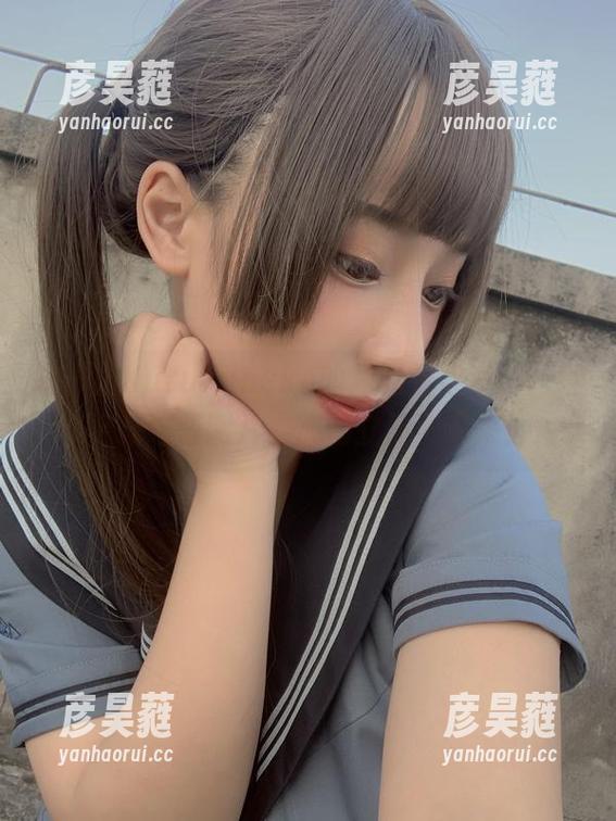 胡桃猫Kurumineko的月光温柔乡，一键下载这些图片，心情立马飞起来！