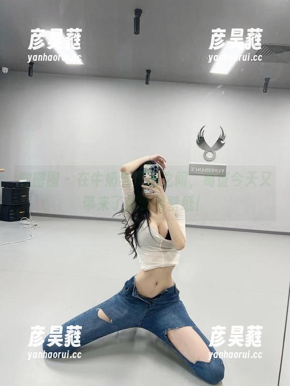 葛征 微密圈 - 在牛奶与灵感之间,葛征今天又带来了超赞的壁纸!