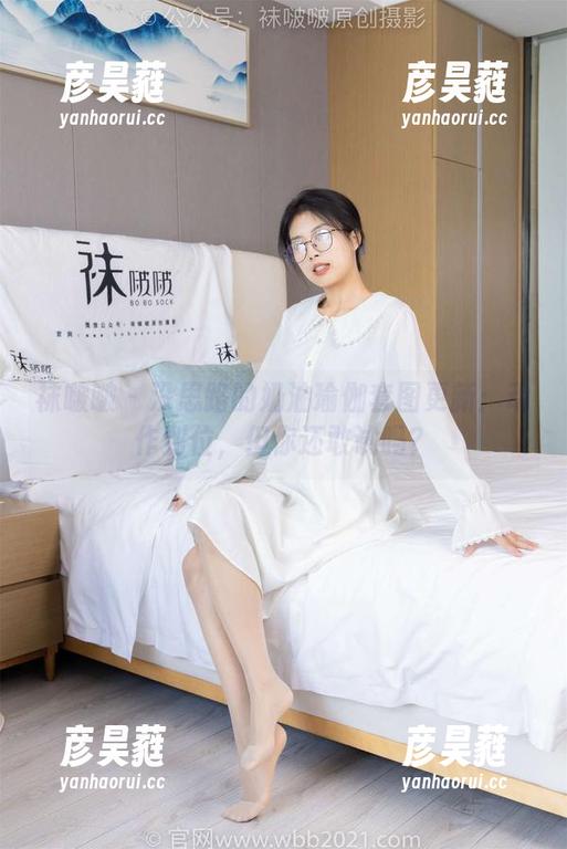 袜啵啵 - 没思路的奶油瑜伽套图更新：动作到位，但你还敢试吗？