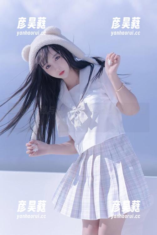 旗袍、米线与自由，轻松观看过期米线线的写真创意