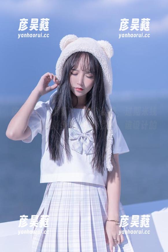 这组原图好像集齐了各个姿势，过期米线线喵的体操服全套，让我想问，谁设计的？