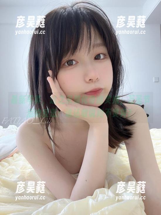 最新写真，迷之呆梨化身幽灵娘，万圣节后的反思：谁还敢说她不灵异？
