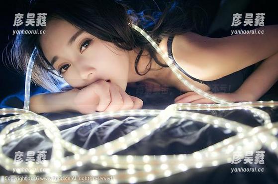 青豆客 - 王语纯兔女郎，高清暴击，下载一波不亏！